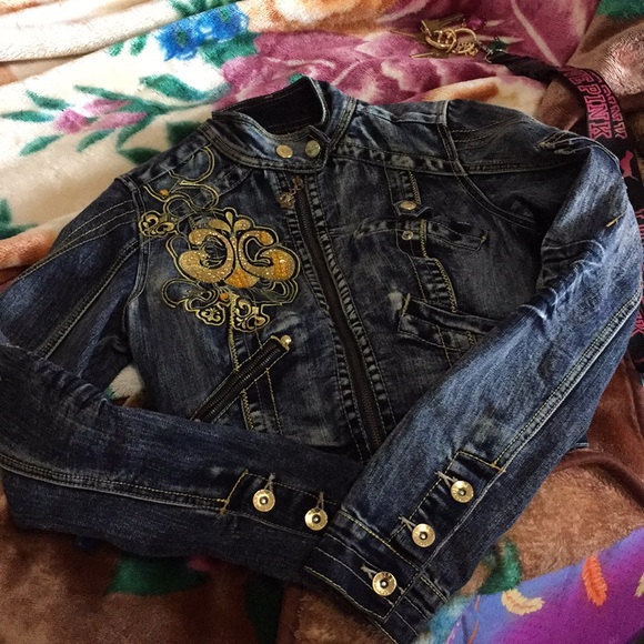 Dereon Jean Jacket - Picture 2 of 11